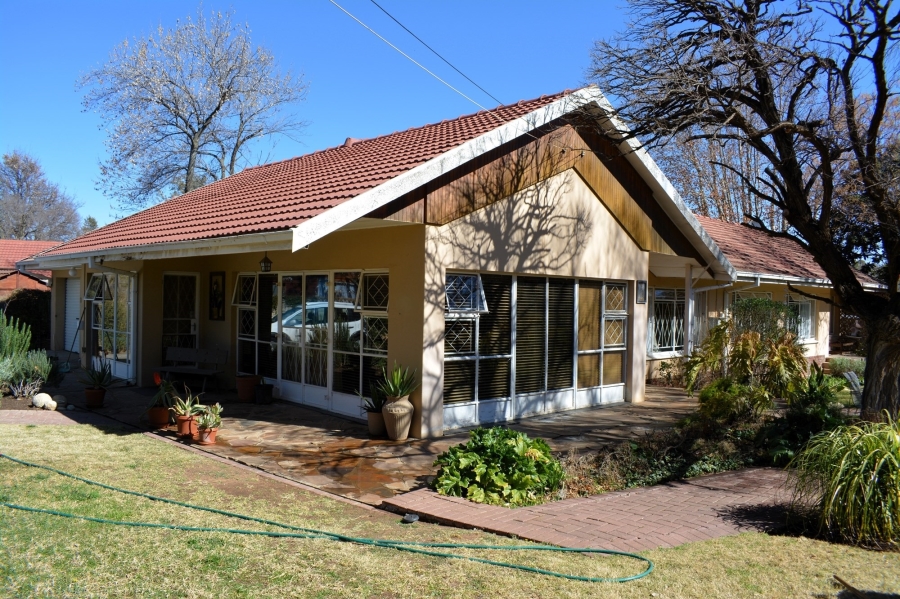 4 Bedroom Property for Sale in Brandwag Free State